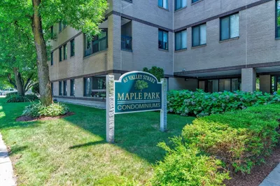 59-65 Valley Street #4B 1