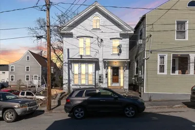 3 Pentucket Street