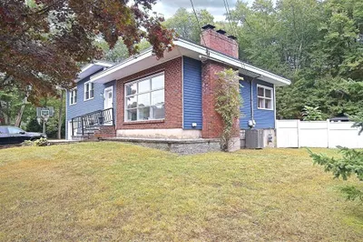 12 Lindsay Rd