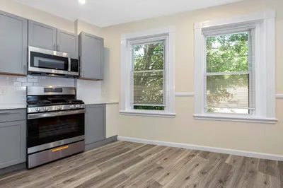 46 Brackett St #3