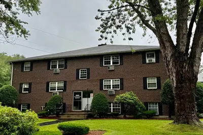 96 Richardson Rd #B-7