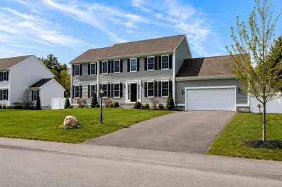 52 Oldfield Rd 1