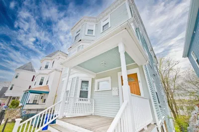8 Draper St #1