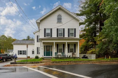 5 Comins Pond Rd 1