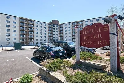 151 Coolidge Ave #303 1