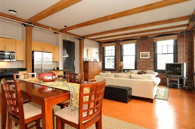 26 Stillman St #4-2 1