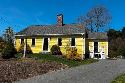 10 Plain St