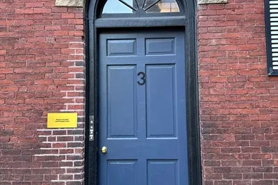 3 Bartlett St #1