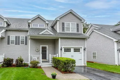 70 Lynnes Way #70 1