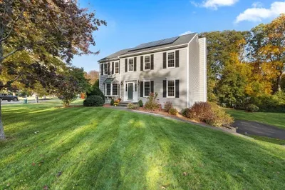 2 Noanet Brook Lane 1