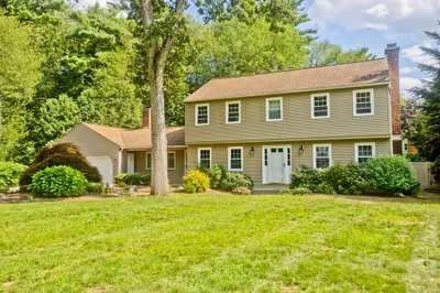 10 Cooley Dr 1
