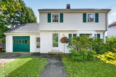 219 Laurel Street 1