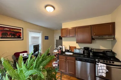5-7 Blake St #3