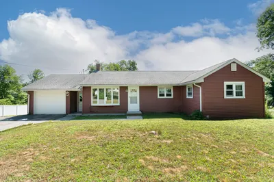107 Ponakin Road