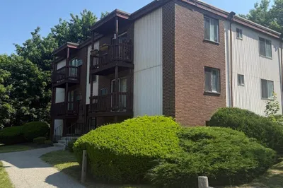 707 Bedford Street #3 1