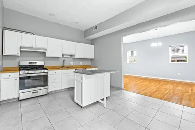 37 Munroe Street #2