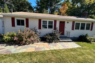 56 Valleyview Rd 1