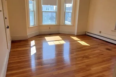47 Railroad Ave #2L