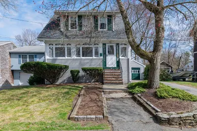 46 Trafalgar Ct