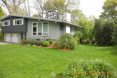 17 Tirrell Cres