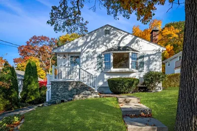 72 Perkins St 1