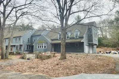 85 Heritage Ln