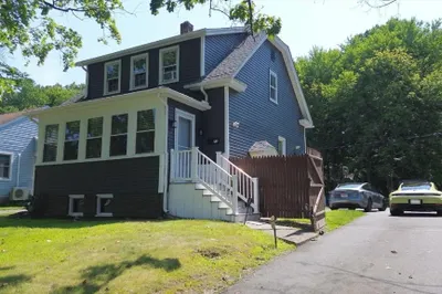 75 Lamb St