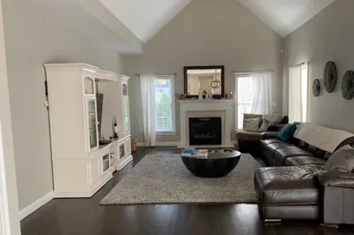 6 Neff Drive 1