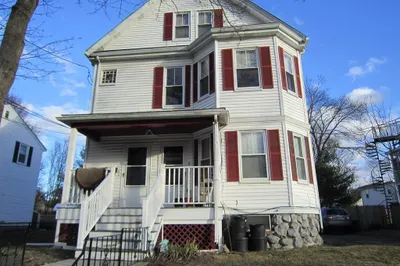 22 Morton St #2