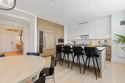 380 Harrison Ave #12J 1