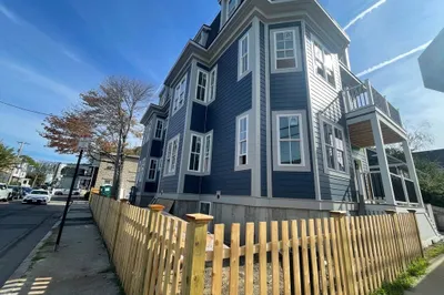 35 Richardson St #1 1