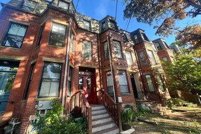 124 Hancock St #2
