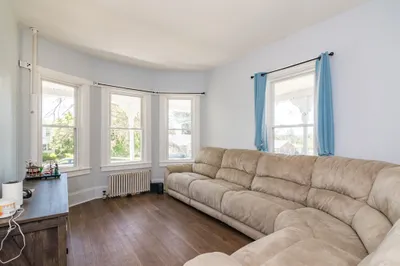 208 Prospect St #1 1
