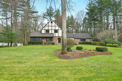 69 Lenox Circle 1