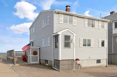 186 Foster Ave 1