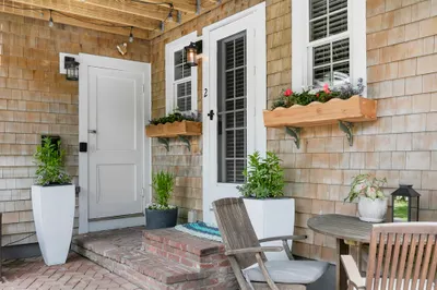 442 Commercial St #2 1