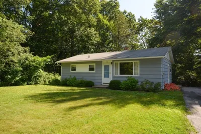 192 Brigham Hill Rd 1