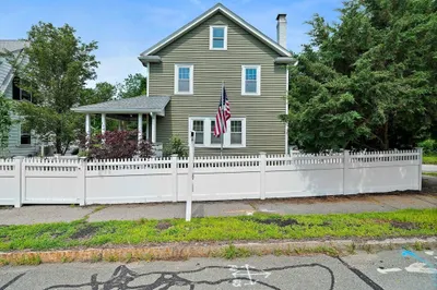 134 Mill St