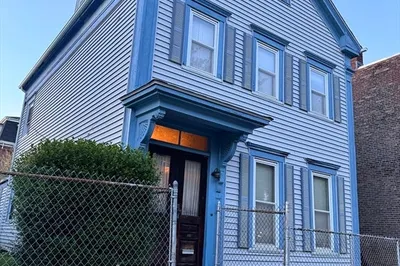 562 E 5th St 1
