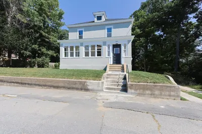 101 Unity Ave 1
