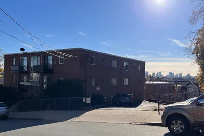 215 Washington Ave #9