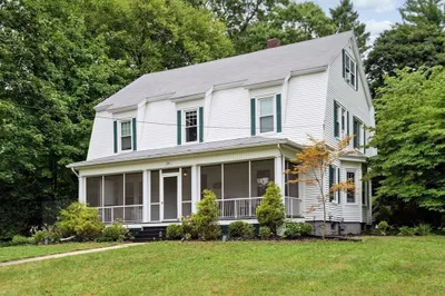 24 Crescent Road 1
