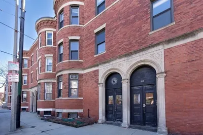 866 Huntington Ave #2 1