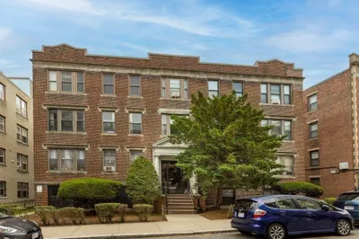 7 Lothian Rd #8