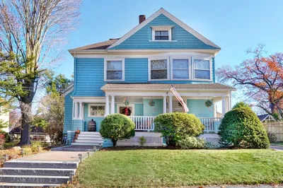 12 Willard St