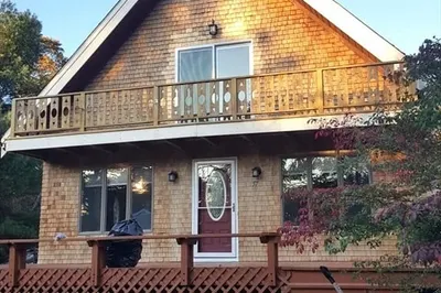 57 Post N Rail Ave 1