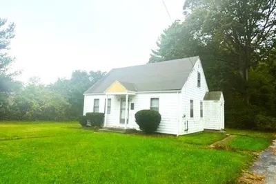 31 Gifford Rd 1
