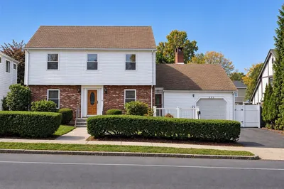 231 Waltham St 1