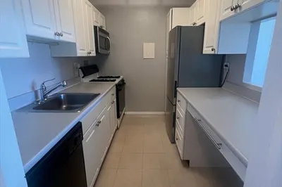 8 Whittier Place #4D