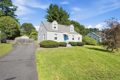24 Grandview St 1